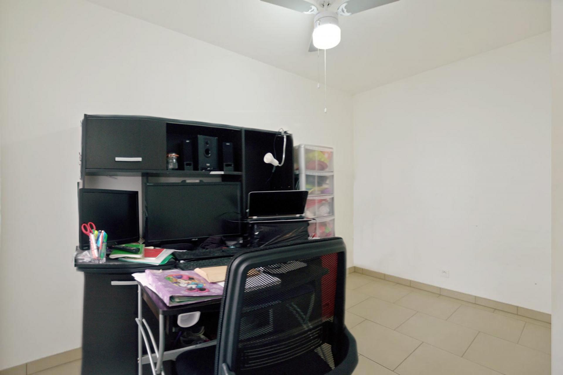 Chambre 3 3,25 x 2,06 = 6,70 m2